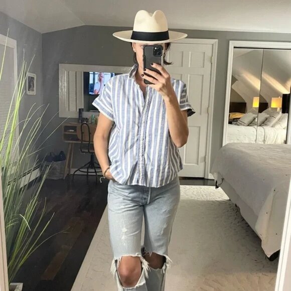 Madewell Blue + White Stripe Short Sleeve Button Down – Size Small - Picture 7 of 7